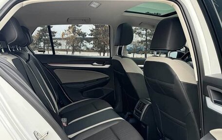 Volkswagen Golf VIII, 2024 год, 1 990 000 рублей, 9 фотография