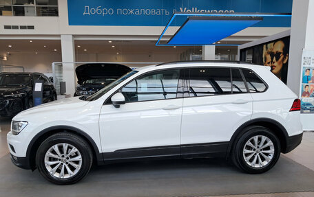 Volkswagen Tiguan II, 2020 год, 2 664 000 рублей, 10 фотография