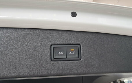Volkswagen Tiguan II, 2020 год, 2 664 000 рублей, 24 фотография