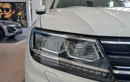 Volkswagen Tiguan II, 2020 год, 2 664 000 рублей, 21 фотография