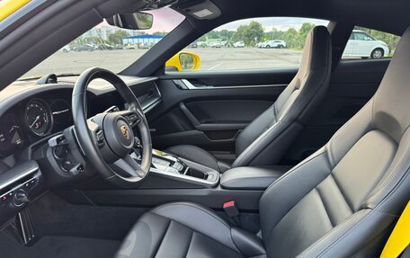 Porsche 911, 2021 год, 14 000 000 рублей, 9 фотография