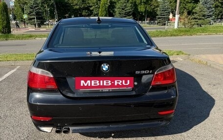 BMW 5 серия, 2005 год, 810 000 рублей, 3 фотография