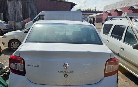Renault Logan II, 2016 год, 220 000 рублей, 4 фотография