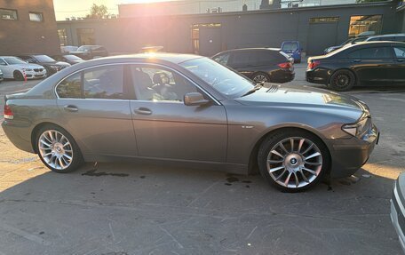 BMW 7 серия, 2004 год, 1 000 000 рублей, 3 фотография