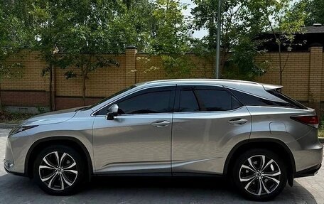 Lexus RX IV рестайлинг, 2020 год, 4 650 000 рублей, 3 фотография