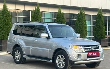 Mitsubishi Pajero IV, 2011 год, 1 695 000 рублей, 1 фотография