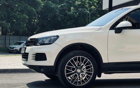 Volkswagen Touareg III, 2010 год, 1 850 000 рублей, 8 фотография