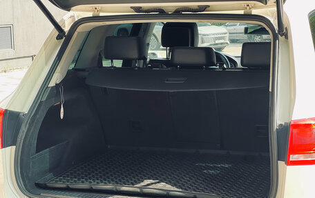 Volkswagen Touareg III, 2010 год, 1 850 000 рублей, 24 фотография