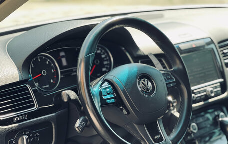 Volkswagen Touareg III, 2010 год, 1 850 000 рублей, 13 фотография