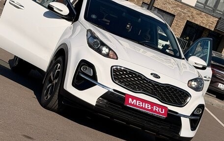 KIA Sportage IV рестайлинг, 2018 год, 1 900 000 рублей, 1 фотография