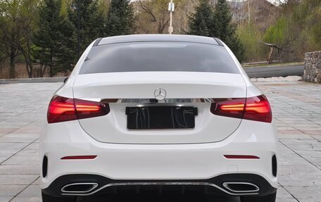 Mercedes-Benz A-Класс, 2023 год, 1 990 000 рублей, 7 фотография
