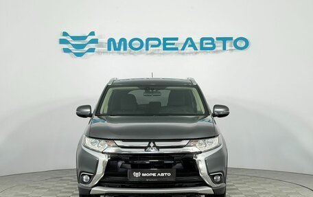 Mitsubishi Outlander III рестайлинг 3, 2015 год, 1 600 000 рублей, 2 фотография