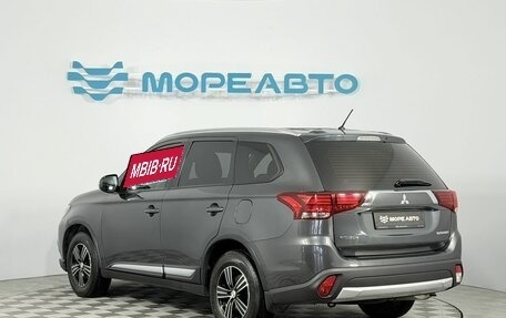 Mitsubishi Outlander III рестайлинг 3, 2015 год, 1 600 000 рублей, 7 фотография
