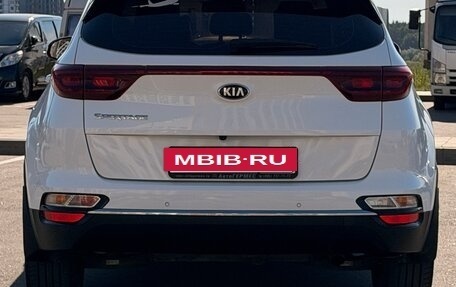 KIA Sportage IV рестайлинг, 2018 год, 1 900 000 рублей, 10 фотография