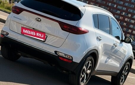 KIA Sportage IV рестайлинг, 2018 год, 1 900 000 рублей, 12 фотография
