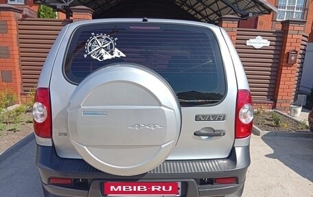 Chevrolet Niva I рестайлинг, 2011 год, 450 000 рублей, 3 фотография
