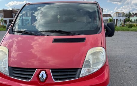 Renault Trafic, 2009 год, 1 650 000 рублей, 2 фотография