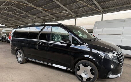 Mercedes-Benz V-Класс, 2026 год, 12 590 000 рублей, 1 фотография