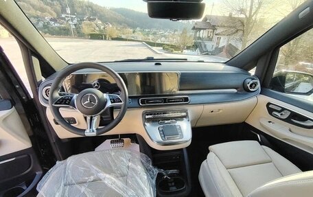 Mercedes-Benz V-Класс, 2026 год, 12 590 000 рублей, 7 фотография