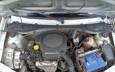 Renault Logan I, 2009 год, 300 000 рублей, 8 фотография