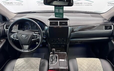 Toyota Camry, 2016 год, 1 690 000 рублей, 4 фотография
