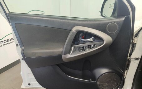 Toyota RAV4, 2011 год, 1 185 000 рублей, 20 фотография