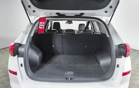 Hyundai Tucson III, 2018 год, 2 100 000 рублей, 12 фотография