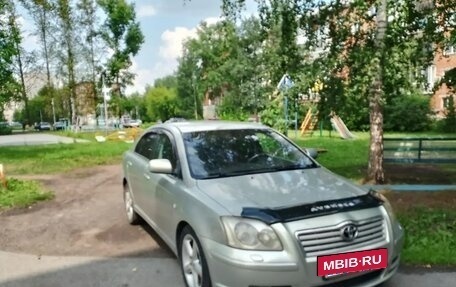 Toyota Avensis III рестайлинг, 2004 год, 550 000 рублей, 6 фотография