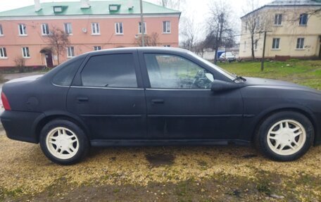 Opel Vectra B рестайлинг, 2000 год, 250 000 рублей, 4 фотография