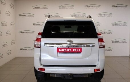 Toyota Land Cruiser Prado 150 рестайлинг 2, 2013 год, 3 370 000 рублей, 7 фотография