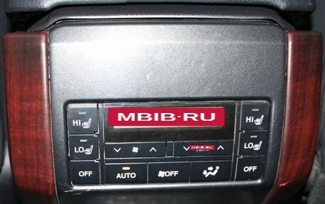 Toyota Land Cruiser Prado 150 рестайлинг 2, 2013 год, 3 370 000 рублей, 17 фотография