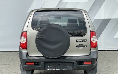 Chevrolet Niva I рестайлинг, 2019 год, 745 000 рублей, 6 фотография