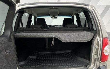 Chevrolet Niva I рестайлинг, 2019 год, 745 000 рублей, 7 фотография