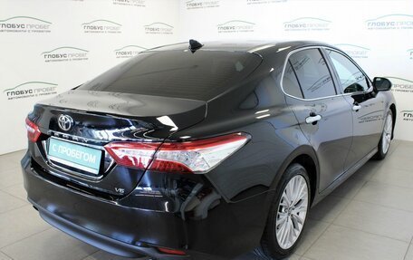 Toyota Camry, 2018 год, 2 800 000 рублей, 13 фотография