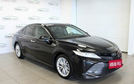 Toyota Camry, 2018 год, 2 800 000 рублей, 11 фотография