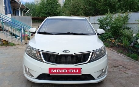 KIA Rio III рестайлинг, 2013 год, 850 000 рублей, 2 фотография