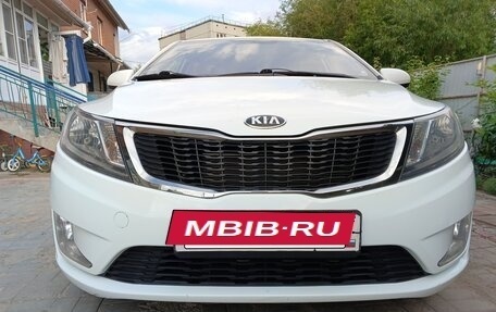 KIA Rio III рестайлинг, 2013 год, 850 000 рублей, 3 фотография