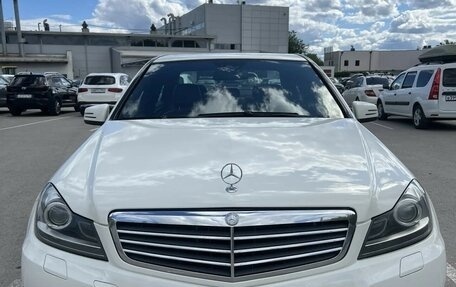 Mercedes-Benz C-Класс, 2012 год, 1 300 000 рублей, 1 фотография