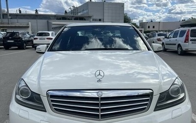 Mercedes-Benz C-Класс, 2012 год, 1 300 000 рублей, 1 фотография