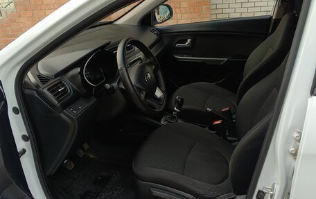 KIA Rio III рестайлинг, 2013 год, 850 000 рублей, 18 фотография