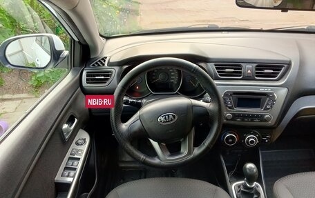 KIA Rio III рестайлинг, 2013 год, 850 000 рублей, 20 фотография