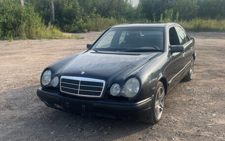 Mercedes-Benz E-Класс, 1995 год, 280 000 рублей, 1 фотография