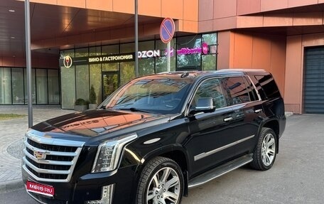 Cadillac Escalade IV, 2015 год, 3 380 000 рублей, 1 фотография