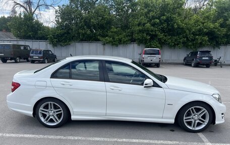 Mercedes-Benz C-Класс, 2012 год, 1 300 000 рублей, 3 фотография