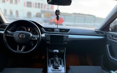 Skoda Superb III рестайлинг, 2016 год, 1 350 000 рублей, 4 фотография