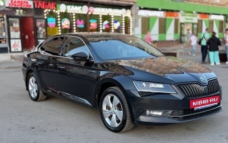 Skoda Superb III рестайлинг, 2016 год, 1 350 000 рублей, 6 фотография