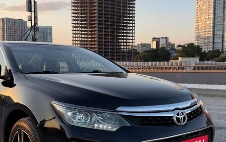 Toyota Camry, 2016 год, 2 300 000 рублей, 4 фотография