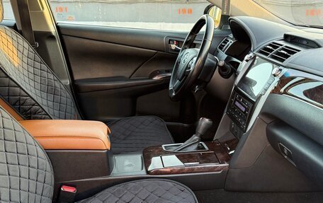 Toyota Camry, 2016 год, 2 300 000 рублей, 20 фотография