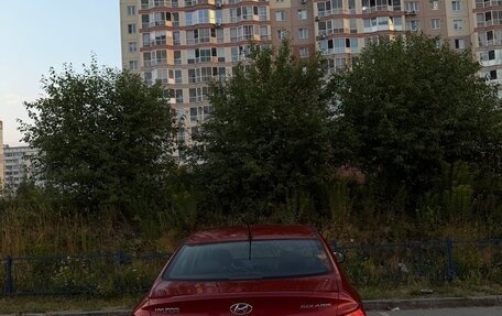 Hyundai Solaris II рестайлинг, 2013 год, 760 000 рублей, 4 фотография