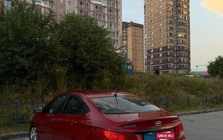 Hyundai Solaris II рестайлинг, 2013 год, 760 000 рублей, 3 фотография